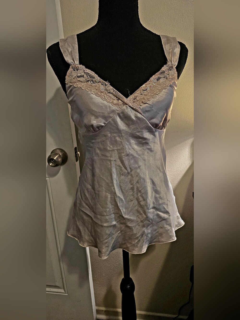 Forever 21 Satin Lace-Trim Chemise in Taupe Gray